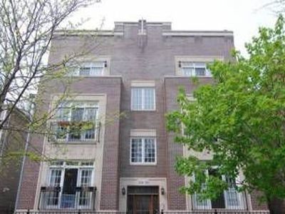 1134 W Patterson Ave #2, Chicago, IL, 60613
