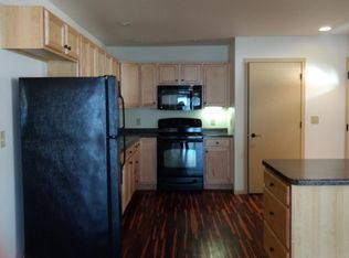 1467 Green Bay St, La Crosse, WI 54601