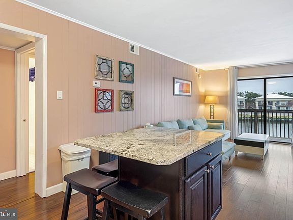 4th image of 107 Newport Bay Dr #D02