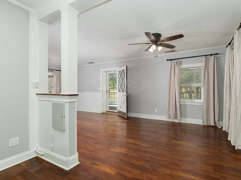 1106 Ogrady Dr — Photo 16