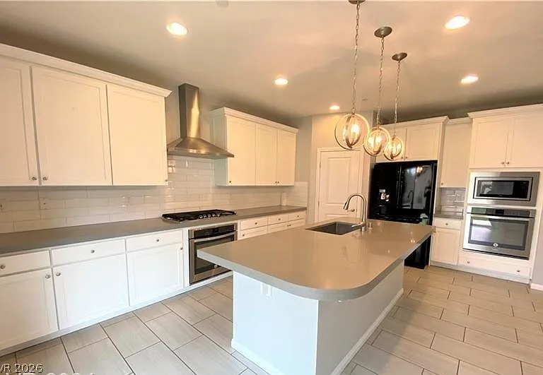 3069 Villanelle Ave — Photo 8