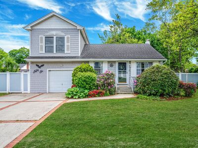 56 15th Street, West Babylon, NY, 11704