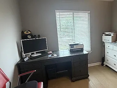 2703 Glenwood Ct — Photo 3