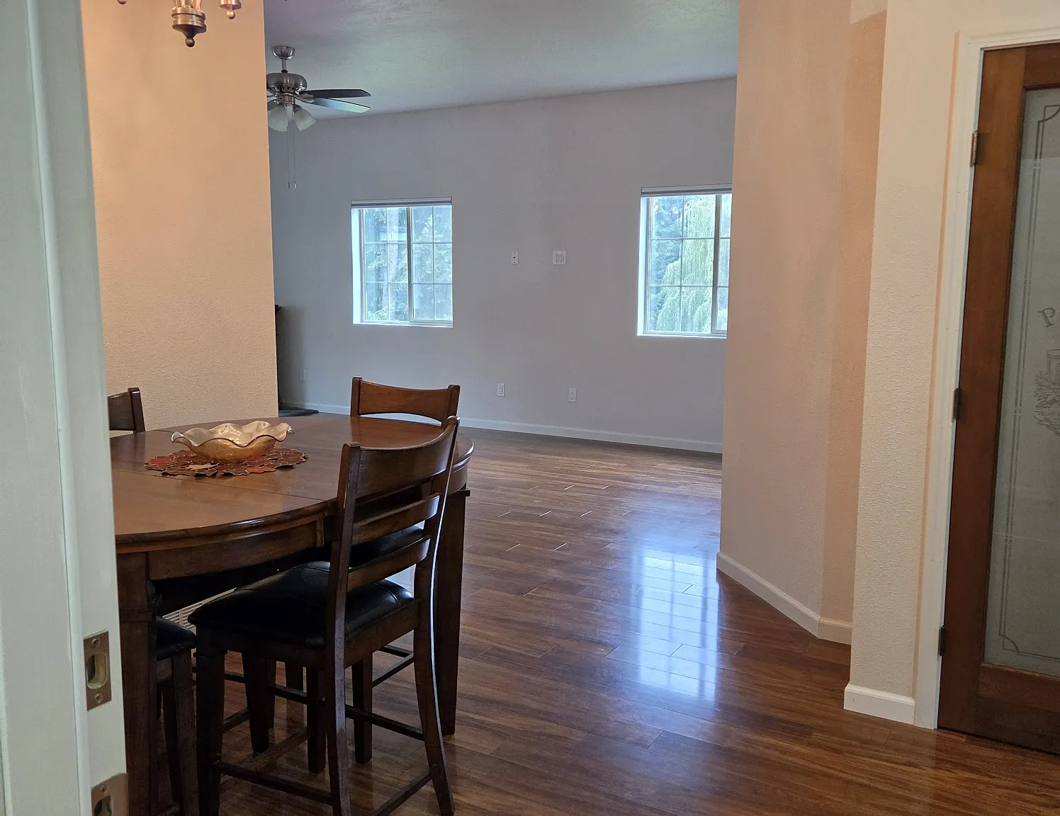 1 bed, 1000 sqft, $2,200 — Photo 2