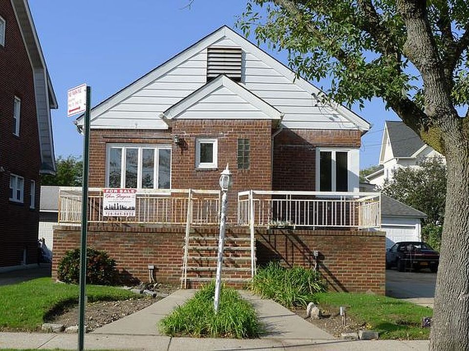 1st image of 219 148th Bch