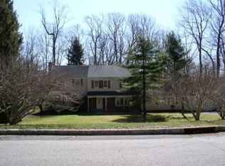 58 Raynor Rd, Morristown, NJ 07960