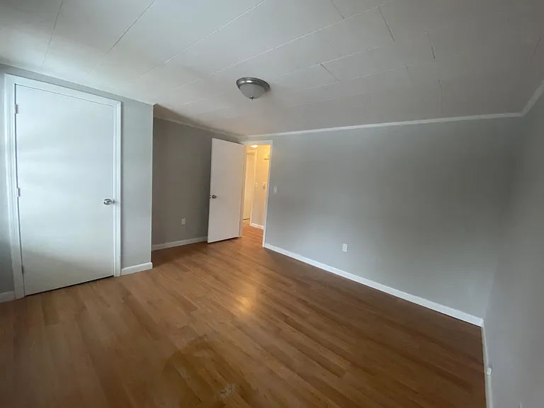 25 Glenwood North Rd #4 — Photo 9