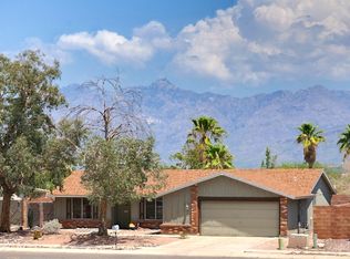 9949 E Rosewood St, Tucson, AZ 85748
