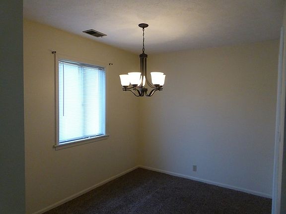 3rd image of 410 S 29th St APT 8
