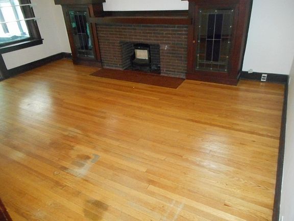 2nd image of 4442 N Magnolia Ave #South2