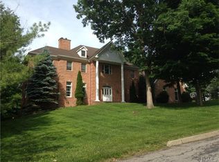 19 Lauro Ridge Ct, Mahopac, NY 10541