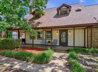 768 Choctaw Estate Cir, Sherman, TX 75092