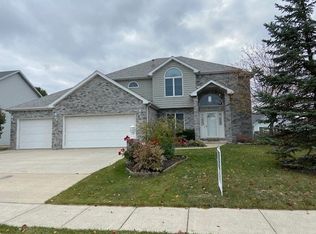 722 Deer Cliff Ct, Fort Wayne, IN