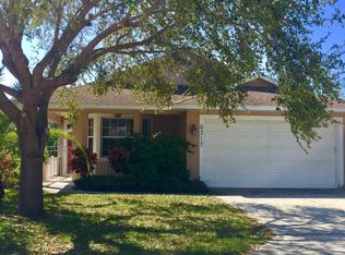 5312 Levi Ln, Sarasota, FL 34233