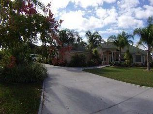 481 N Pine Meadow Dr, Debary, FL 32713