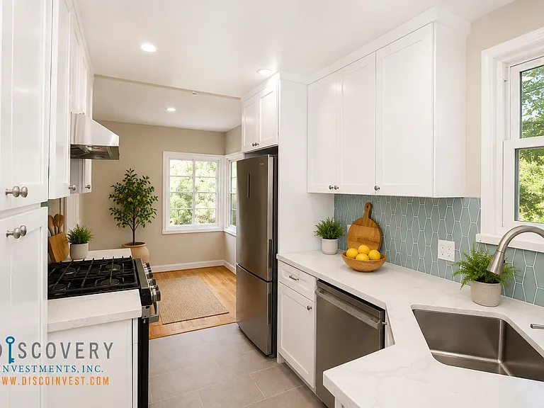 125 Beauforest Dr — Photo 16