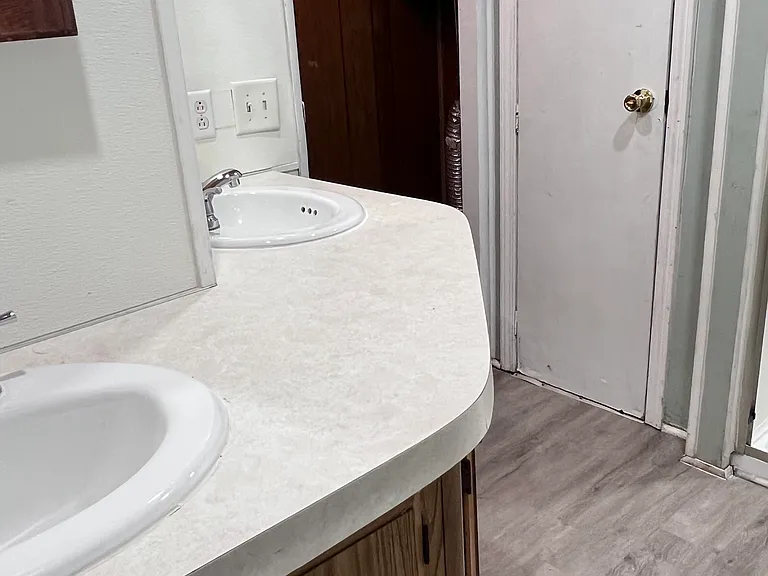 6718 Betty Ln — Photo 18