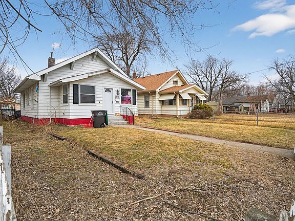 4th image of 2048 E Walnut St