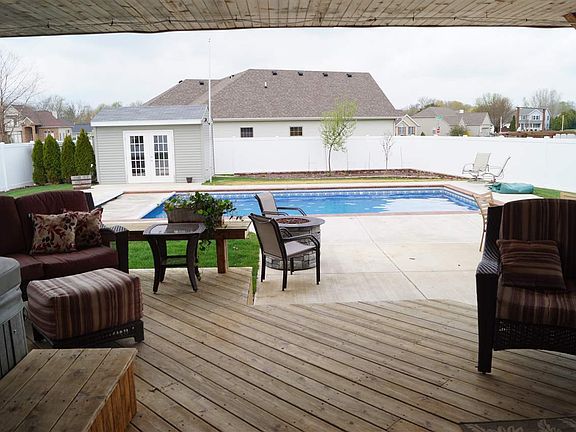 2nd image of 5649 Yellow Wood Dr