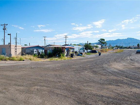 2nd image of 8048 N Desert Blvd