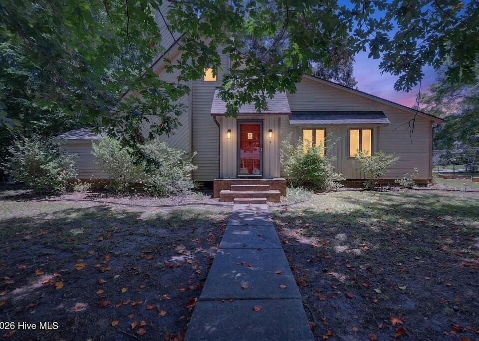 1st image of 300 Nottingham Road