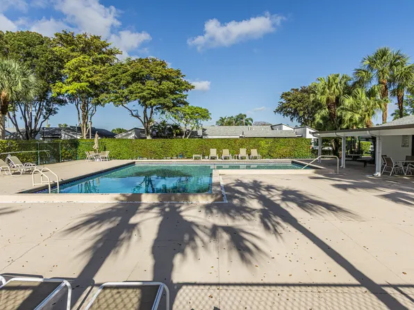 16036 Fairway Lane #27, Weston, FL 33326