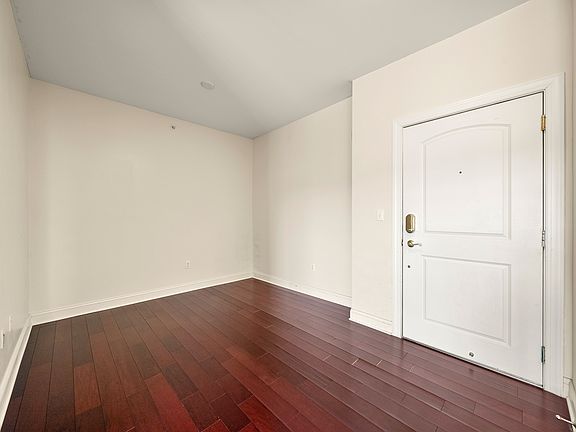 2nd image of 2404 Windsor Park Ct