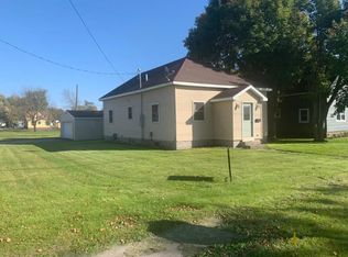 222 N Wright Ave, Eagle Grove, IA 50533