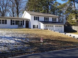 807 Evergreen Dr, Fulton, MO 65251