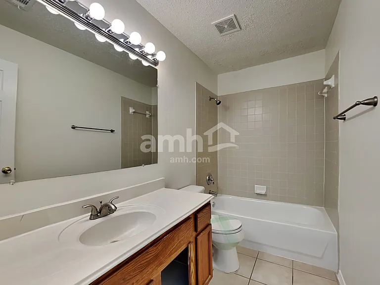 1311 Calvert Dr — Photo 18