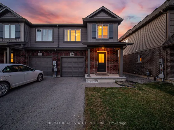 206 Heron St, Welland, ON L3C 0G7