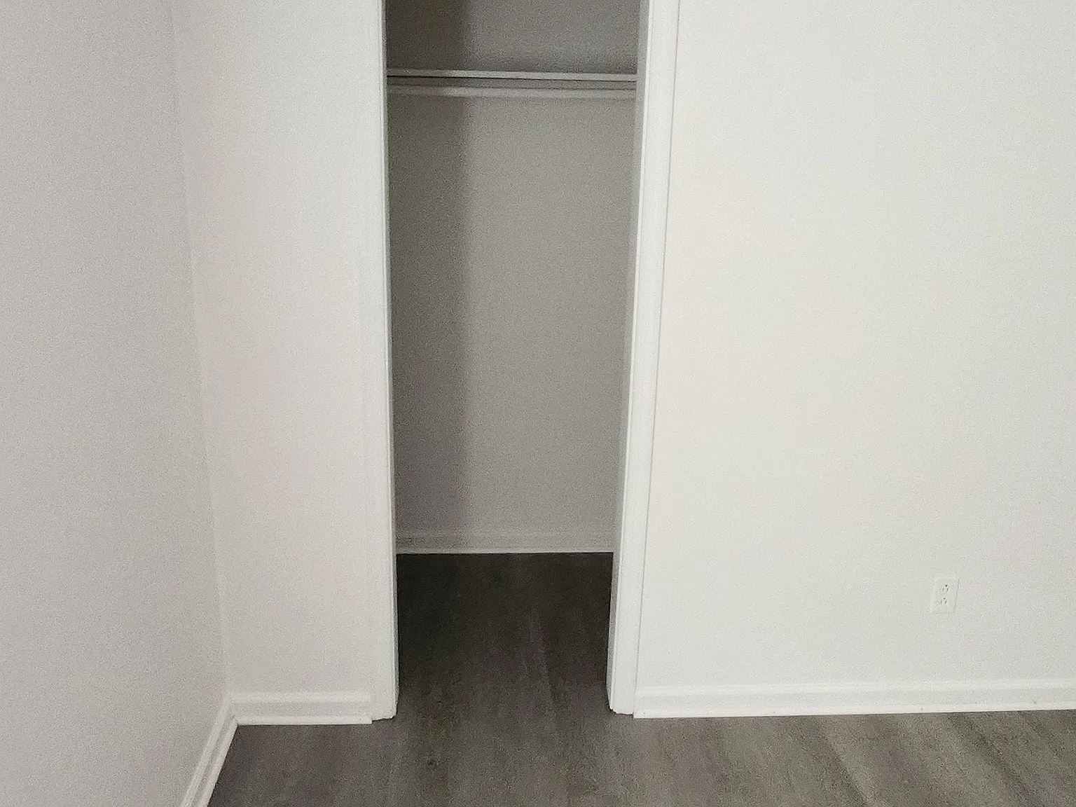 2 bed, 1040 sqft, $1,250 — Photo 4