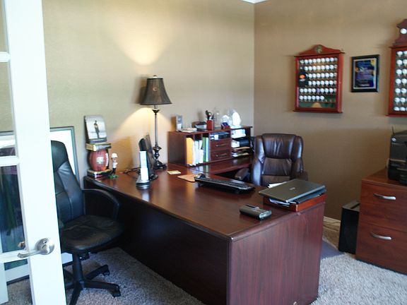 2nd image of 904 Summertrail Ct