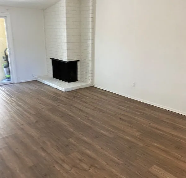 1825 W Maple Ave — Photo 7