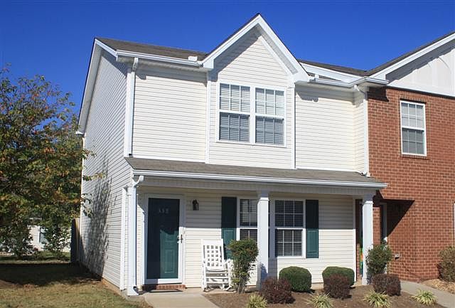 1st image of 338 Arapaho Dr