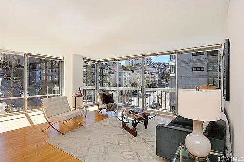 1998 Broadway St #701 Photo 1