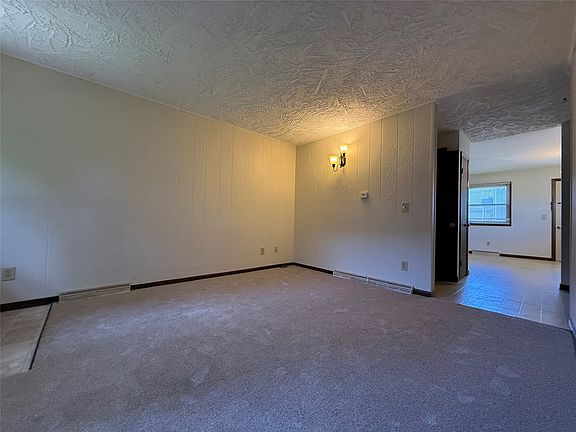 5th image of 708-712 Venango Ave