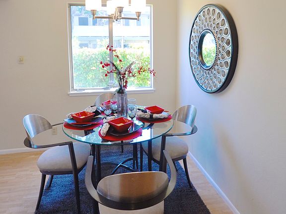 5th image of 3049 Los Prados St APT 119