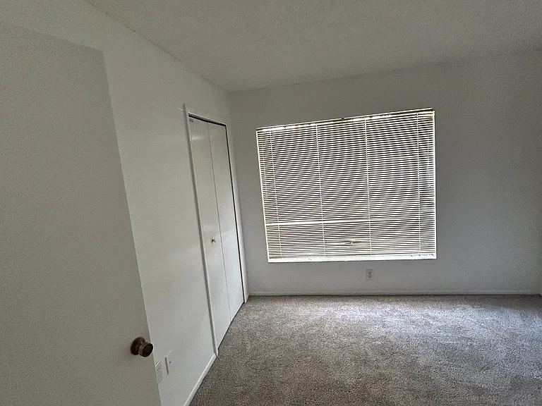 1432 Lakehurst Way — Photo 13