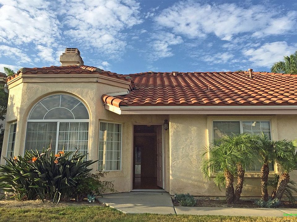 1st image of 433 Calle Corazon