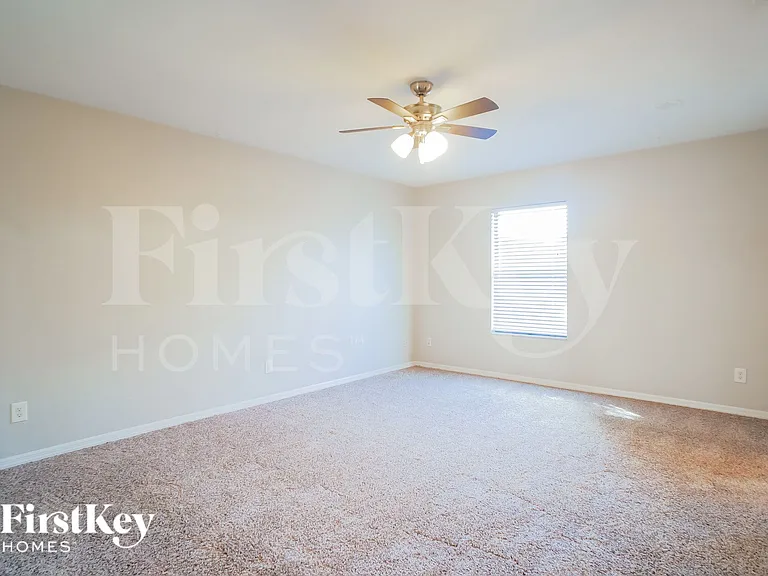 5418 Shore Dr — Photo 8