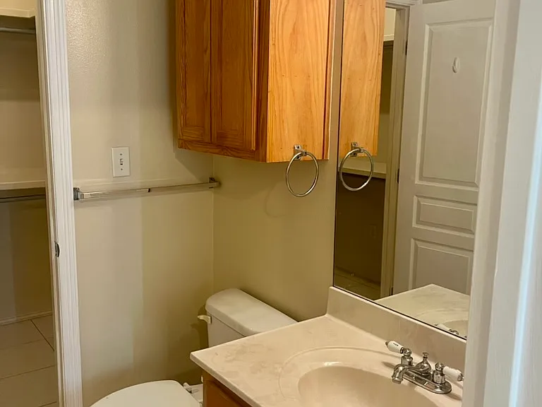 3103 Scotland Dr #2 — Photo 7