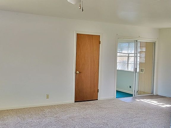 5th image of 817 W Yucca Ave