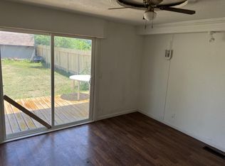 56512 Miller Dr, Elkhart, IN 46516