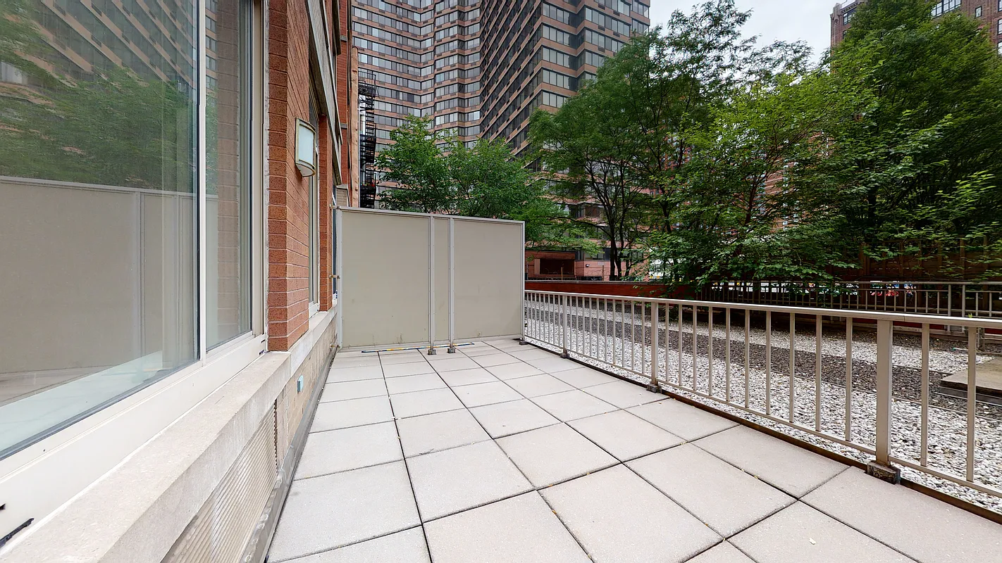 1501 Lexington Avenue 1C