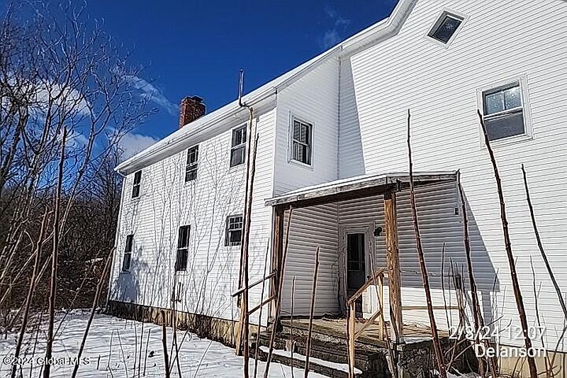 5th image of 897 N Knight Road