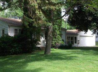 511 N Webster Ave, Omro, WI 54963