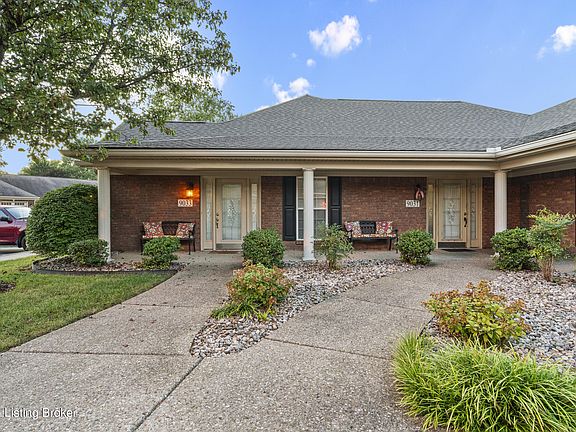 3rd image of 9033 Sidney Way