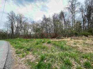 21 Glen Falls Rd, Clarksburg, WV 26301