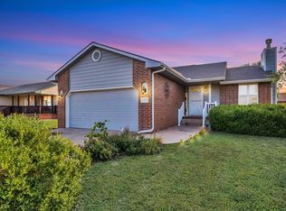 2115 Kingsley St, Newton, KS 67114